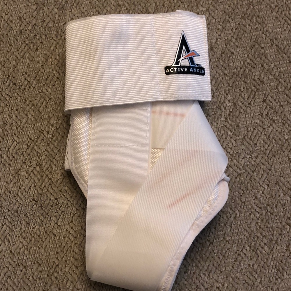 Active Ankle ankle brace